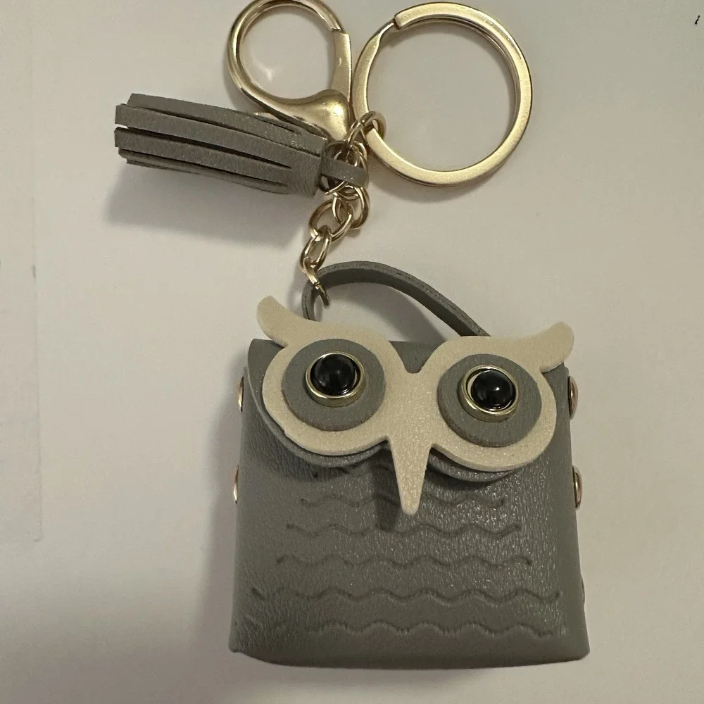 Owl Leather Coin Wallet Change Purse Keychain With Clip & Tassel Grey Snap Close